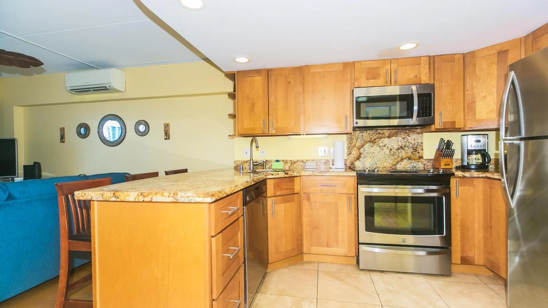 Ilikai Tower 1117 Apartment Honolulu